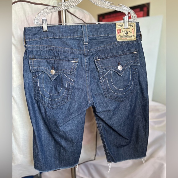 True Religion Mens Ricki Cut Off Shorts - Picture 5 of 5